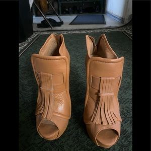 LAMB Tassel 5” natural heel open toe bootie